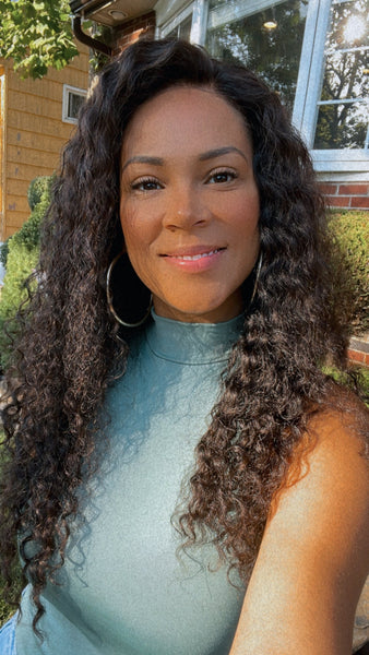 Date Night Curly Wig - 5x5 Closure HD Lace - Lightly Pre-plucked- 180% Density - 100% Human Hair - Invisible HD Lace